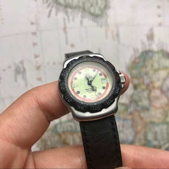 Tag Heuer 371.508 Formula 1 Professional 200 Meter - Picture 5 of 14